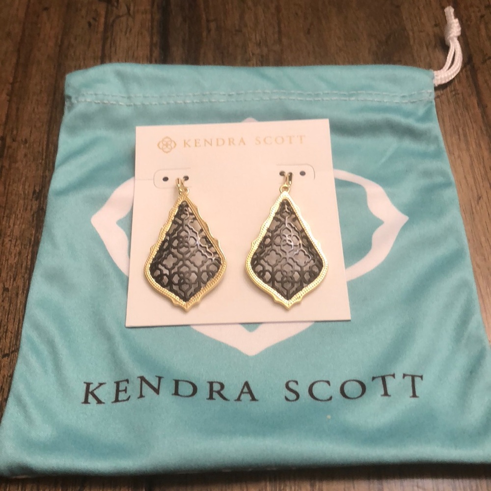 Kendra Scott Addie Earrings